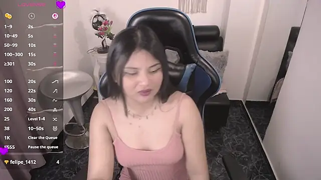 Snapshot of Athena_snaw chatting on July 8, 2026, 3:41 am Athena snaw online show from July 8, 2026, 3:41 am