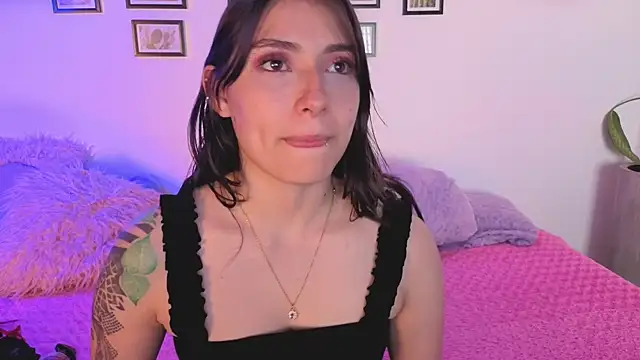 Kendaall sweet online show from August 1, 2026, 3:15 am