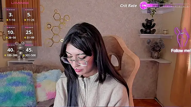 mia smoke  online show from May 12, 2026, 2:56 pm