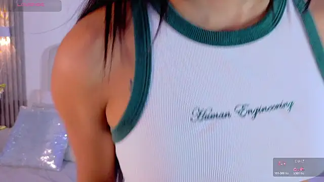 Snapshot of ScarlettVelvet chatting on July 21, 2026, 1:01 pm ScarlettVelvet online show from July 21, 2026, 1:01 pm