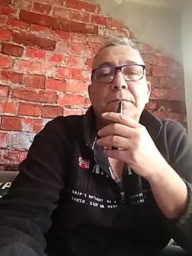 Snapshot of Soloyan chatting on January 9, 2026, 8:43 am Soloyan online show from January 9, 2026, 8:43 am