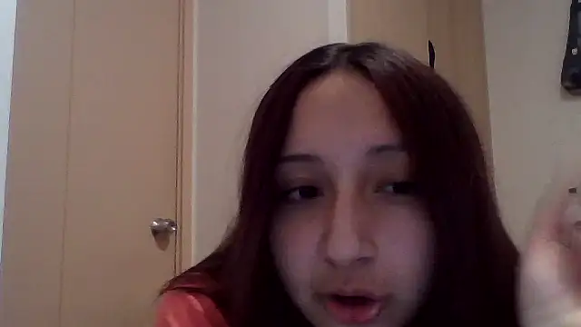 Snapshot of 010874 chatting on July 9, 2026, 4:35 am 010874 online show from July 9, 2026, 4:35 am