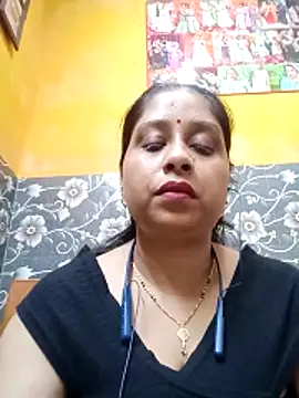 CuteKajal67 online show from April 30, 2026, 10:03 pm