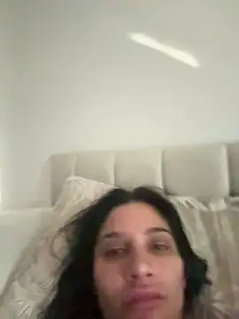 Snapshot of Miss_juicybabes chatting on June 24, 2026, 6:45 am Miss juicybabes online show from June 24, 2026, 6:45 am