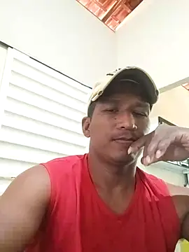 Snapshot of casado8659 chatting on June 16, 2026, 11:43 am casado8659 online show from June 16, 2026, 11:43 am