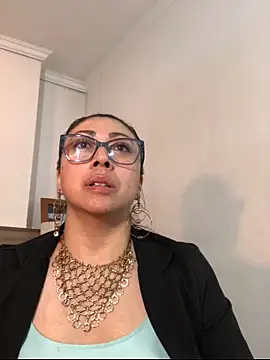Snapshot of FranciscaVera chatting on May 22, 2026, 7:23 pm FranciscaVera online show from May 22, 2026, 7:23 pm