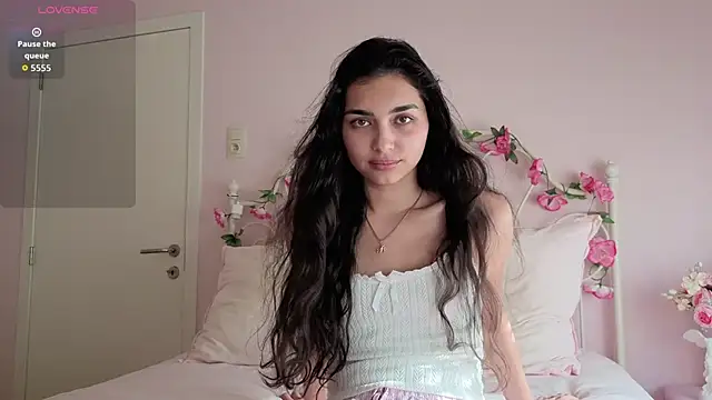 Snapshot of yourbella37 chatting on June 27, 2026, 5:19 pm yourbella37 online show from June 27, 2026, 5:19 pm