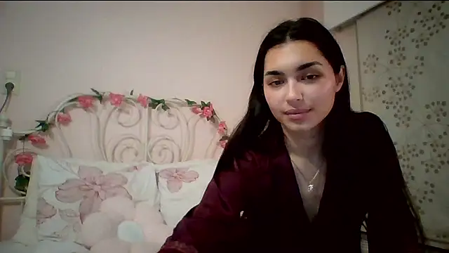 Snapshot of yourbella37 chatting on May 17, 2026, 8:31 pm yourbella37 online show from May 17, 2026, 8:31 pm