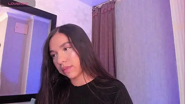 Snapshot of Dulcerouss__ chatting on July 22, 2026, 11:34 am Dulcerouss online show from July 22, 2026, 11:34 am