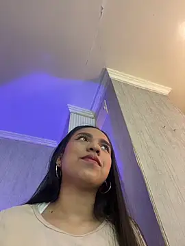 Snapshot of Dulcerouss__ chatting on May 12, 2026, 11:38 am Dulcerouss online show from May 12, 2026, 11:38 am