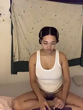 Snapshot of _sweetSabrina- chatting on June 7, 2026, 1:33 am sweetSabrina- online show from June 7, 2026, 1:33 am