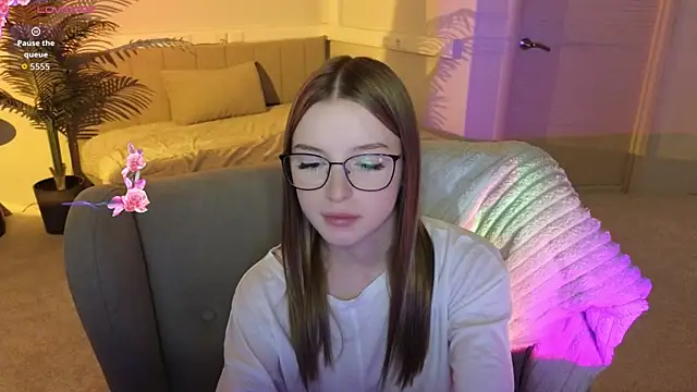 Snapshot of Eva_Th0mpson chatting on August 4, 2026, 1:10 am Eva Th0mpson online show from August 4, 2026, 1:10 am