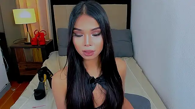 Snapshot of savanna_flair chatting on July 8, 2026, 7:14 pm savanna flair online show from July 8, 2026, 7:14 pm