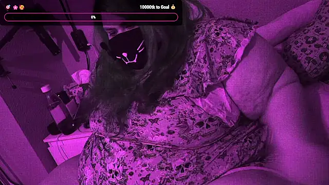 Snapshot of Lady_KitsuneBIG chatting on May 6, 2026, 9:41 pm Lady KitsuneBIG online show from May 6, 2026, 9:41 pm