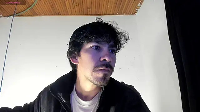 Snapshot of Piter_Drako chatting on August 3, 2026, 11:20 pm Piter Drako online show from August 3, 2026, 11:20 pm