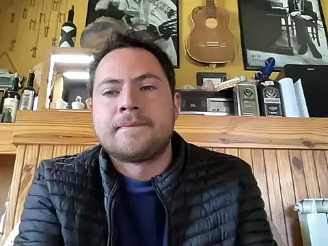 alecsgzz online show from May 5, 2026, 4:10 pm