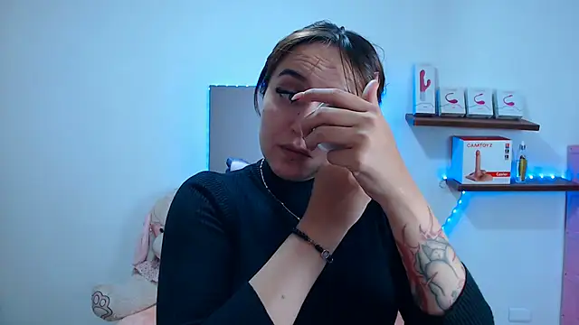 anyela bubble18 online show from July 4, 2026, 2:18 am