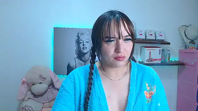 anyela bubble18 online show from July 15, 2026, 9:27 am