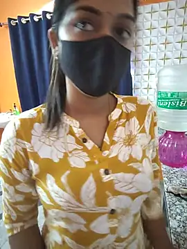 Snapshot of Menaxi_Baby7 chatting on June 10, 2026, 7:20 am Menaxi Baby7 online show from June 10, 2026, 7:20 am