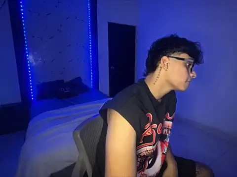 panther jazee online show from May 4, 2026, 3:26 pm