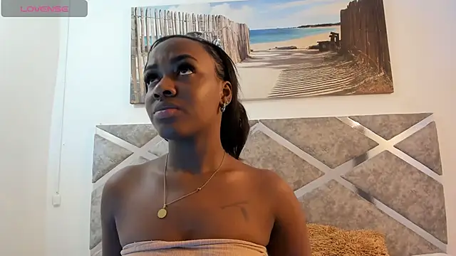Alisson-Noa online show from July 31, 2026, 12:37 pm