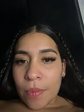 Snapshot of SussyFoxxx chatting on May 13, 2026, 4:52 am SussyFoxxx online show from May 13, 2026, 4:52 am