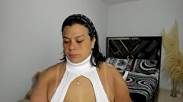 Snapshot of Martina_Foxy01 chatting on May 3, 2026, 11:15 am Martina Foxy01 online show from May 3, 2026, 11:15 am