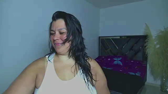 Snapshot of Martina_Foxy01 chatting on May 15, 2026, 11:30 am Martina Foxy01 online show from May 15, 2026, 11:30 am