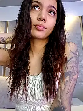 Snapshot of VeroJenkins_ chatting on June 30, 2026, 1:11 pm VeroJenkins online show from June 30, 2026, 1:11 pm