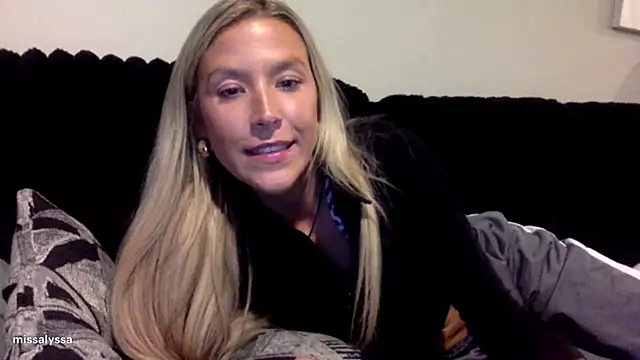 Misss alyssaaa online show from June 4, 2026, 3:11 am