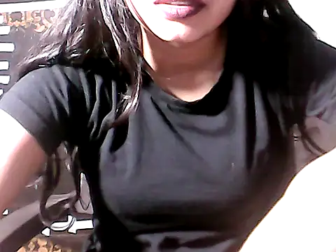 Snapshot of Lovely_Pandey chatting on May 9, 2026, 6:39 am Lovely Pandey online show from May 9, 2026, 6:39 am
