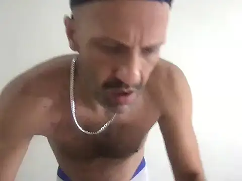 Snapshot of french_solo_X chatting on May 30, 2026, 8:20 am french solo X online show from May 30, 2026, 8:20 am