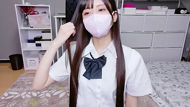 Snapshot of hina_mochi chatting on July 5, 2026, 11:39 am hina mochi online show from July 5, 2026, 11:39 am