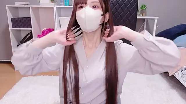 Snapshot of hina_mochi chatting on June 1, 2026, 2:17 pm hina mochi online show from June 1, 2026, 2:17 pm