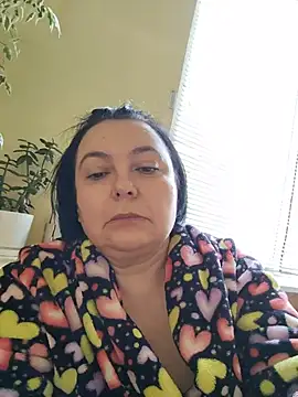 Snapshot of EmmaEmmy40 chatting on July 14, 2026, 4:35 pm EmmaEmmy40 online show from July 14, 2026, 4:35 pm