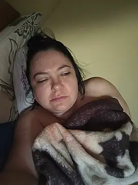 Snapshot of EmmaEmmy40 chatting on July 29, 2026, 3:17 am EmmaEmmy40 online show from July 29, 2026, 3:17 am