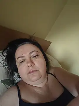 Snapshot of EmmaEmmy40 chatting on July 13, 2026, 4:45 am EmmaEmmy40 online show from July 13, 2026, 4:45 am