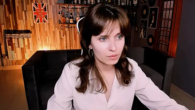 Snapshot of LolaDominara chatting on June 11, 2026, 7:27 am LolaDominara online show from June 11, 2026, 7:27 am