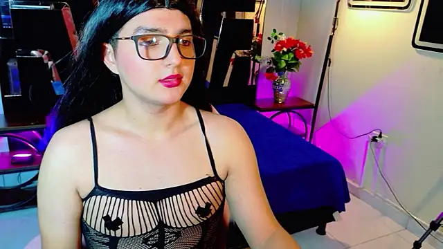 Snapshot of Gaby_Gil_ chatting on May 26, 2026, 12:58 pm Gaby Gil online show from May 26, 2026, 12:58 pm