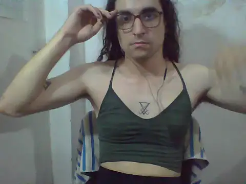 Snapshot of LaCuerva chatting on May 29, 2026, 7:42 pm LaCuerva online show from May 29, 2026, 7:42 pm