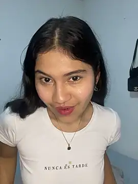 Snapshot of Xaannder chatting on May 14, 2026, 3:14 am Xaannder online show from May 14, 2026, 3:14 am