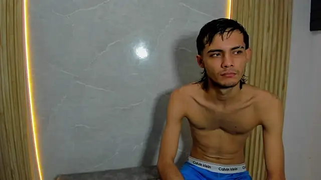 Snapshot of Fresh_Kitten chatting on May 11, 2026, 3:07 pm Fresh Kitten online show from May 11, 2026, 3:07 pm