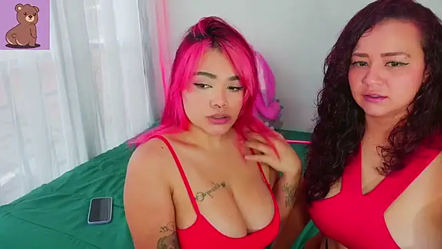 Snapshot of latinahotdivas1 chatting on May 11, 2026, 9:23 pm latinahotdivas1 online show from May 11, 2026, 9:23 pm