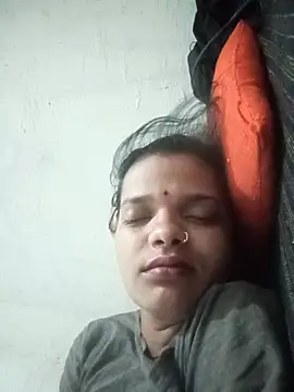 Snapshot of Student_garl_1 chatting on June 5, 2026, 10:59 pm Student garl 1 online show from June 5, 2026, 10:59 pm