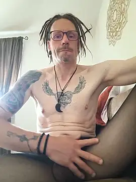 Snapshot of Tattooangel4172 chatting on May 18, 2026, 10:31 am Tattooangel4172 online show from May 18, 2026, 10:31 am