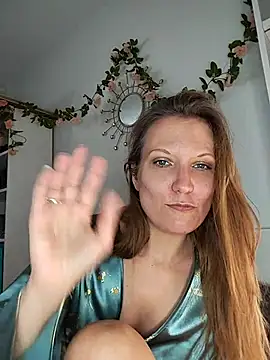 Snapshot of Candy_Cougar chatting on July 5, 2026, 6:53 am Candy Cougar online show from July 5, 2026, 6:53 am