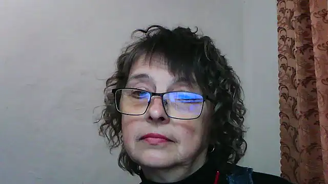 Snapshot of ElizabethGorden chatting on June 3, 2026, 2:33 pm ElizabethGorden online show from June 3, 2026, 2:33 pm