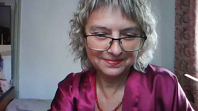 ElizabethGorden online show from July 28, 2026, 6:32 am