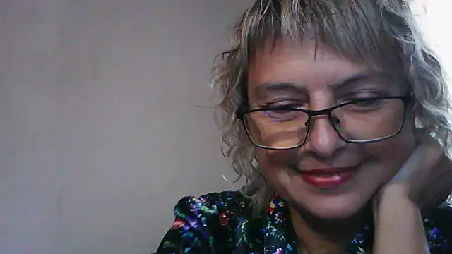 ElizabethGorden online show from August 4, 2026, 4:17 am