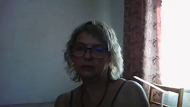 ElizabethGorden online show from July 29, 2026, 6:56 am